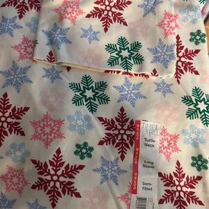 NWT Time & Tru white long sleeve turtleneck with red/green/pink/blue snowflakes